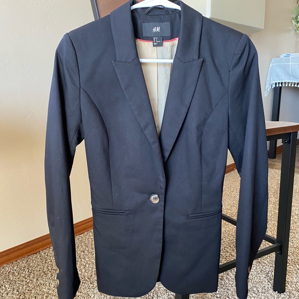 H&M black blazer
